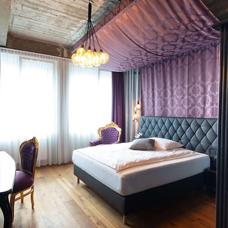 Loftstyle Hotel Eningen; Sure Hotel Collection By BW Eningen unter Achalm Esterno foto